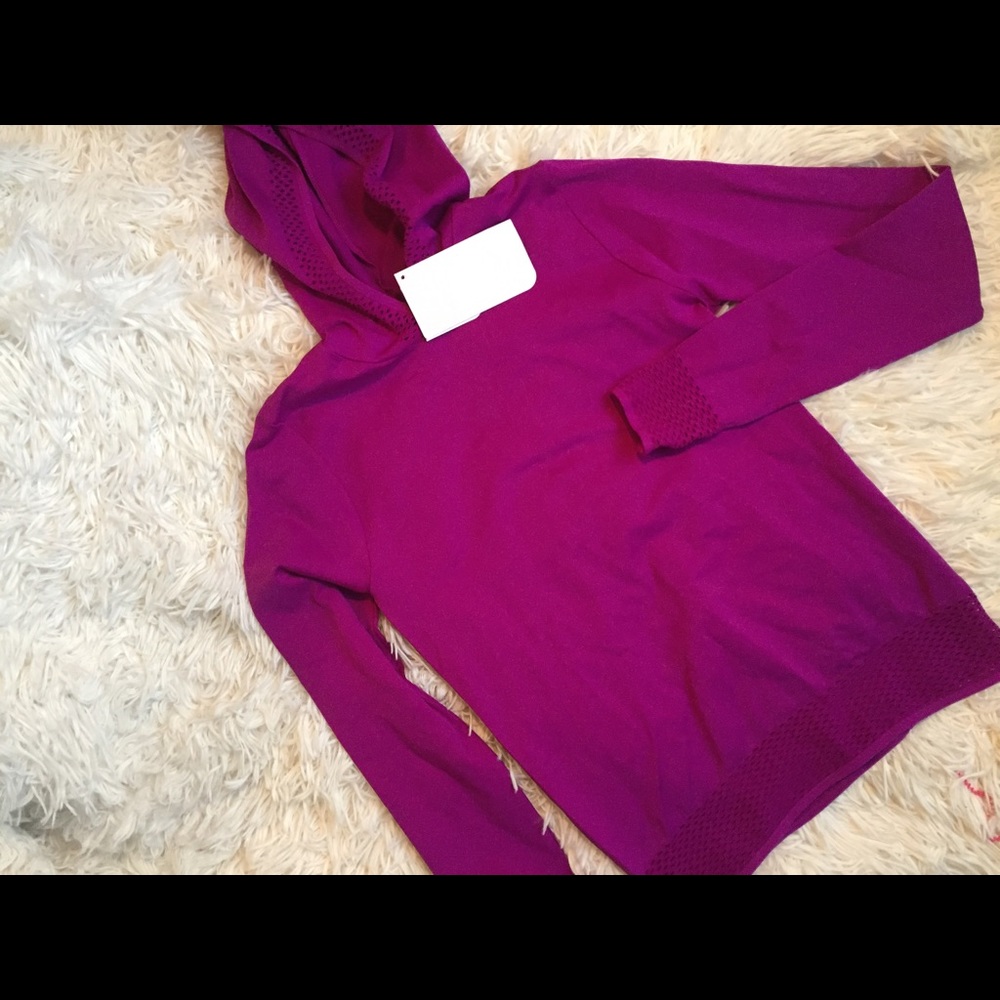 FABLETICS SWEATSHIRT - Picture 4 of 4